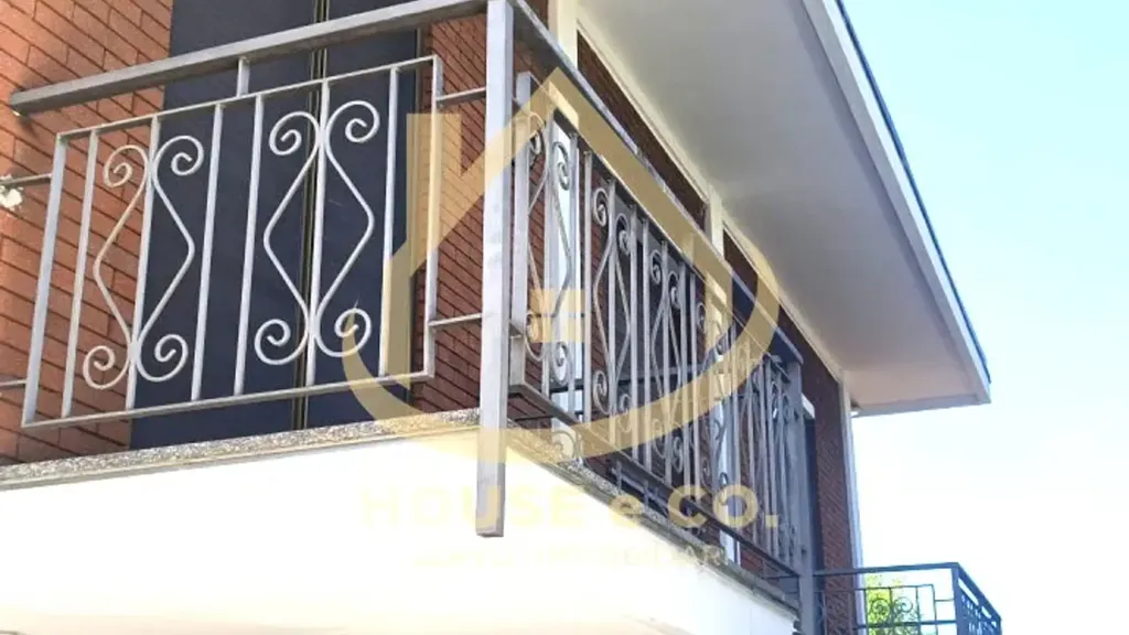 Balcon - Villa with Private Garden in Vigevano