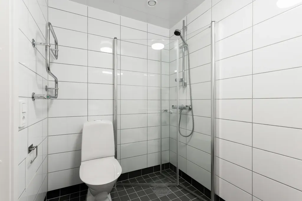Vannitoad - Modern Flat with Balcony in Farsta