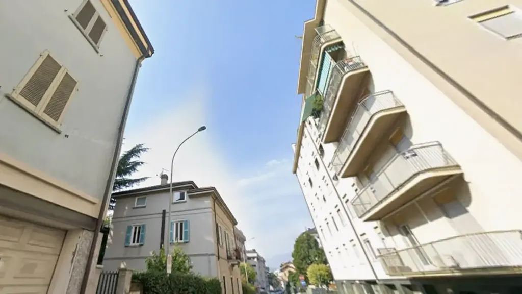 Exterior - Rented 2-Bedroom Apartment in Como