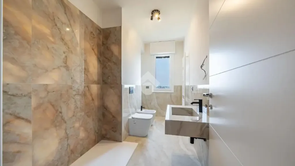 Bathrooms - Rusticated Apartment with Panoramic View in Reggio Emilia
