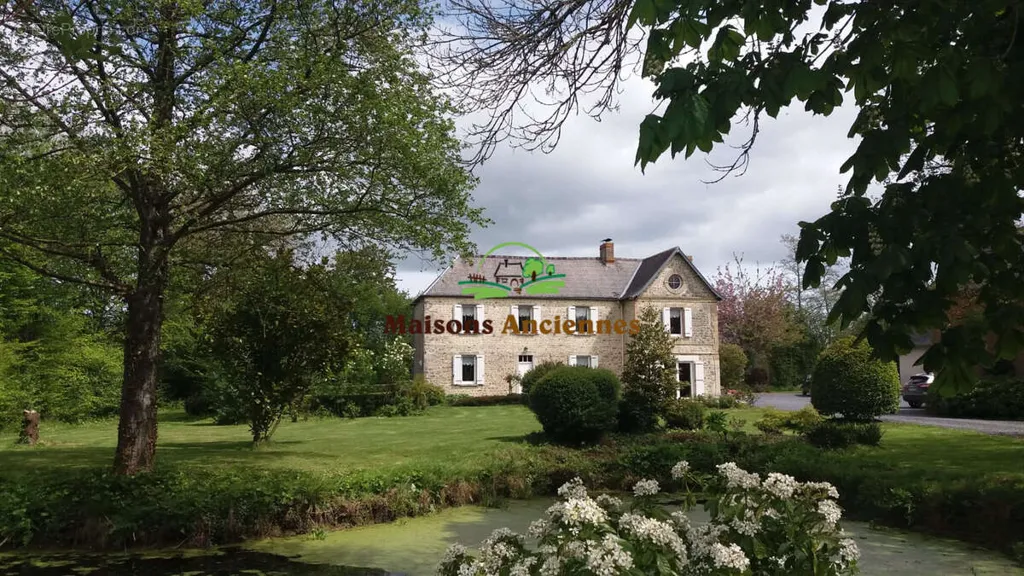 Extérieur - Maison Ancienne avec Parc Arboré à Isigny-sur-Mer