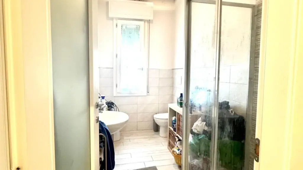 Vannitoad - Bright 3-Bedroom Apartment in Empoli