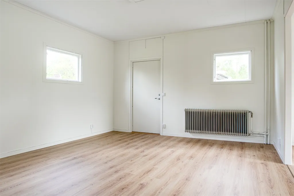 Toad - 2-Storey Villa with Workshop in 795000 SEK