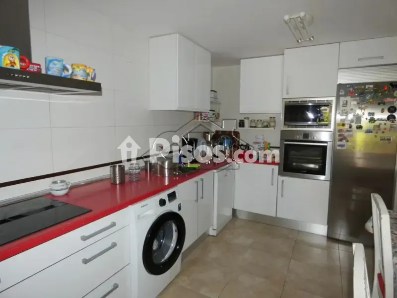 Cuisine - Corner Semi-detached House with Pool in Las Cañas