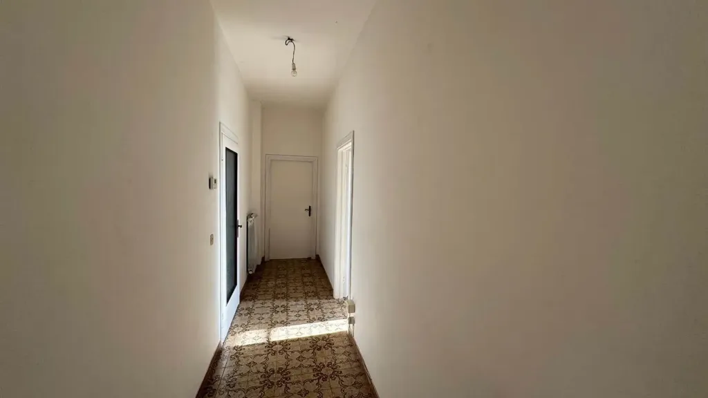Entrée - Quadrilocale with Private Parking in Rosignano Marittimo