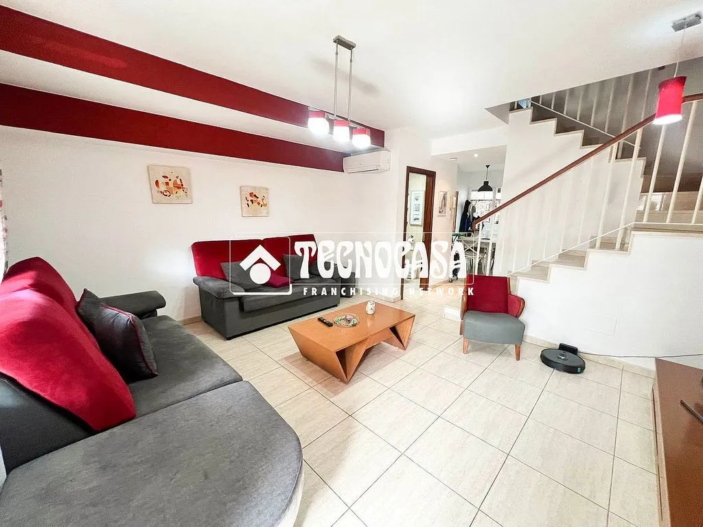 Elutuba - Modern Duplex with Terrace near Town Hall, Vecindario