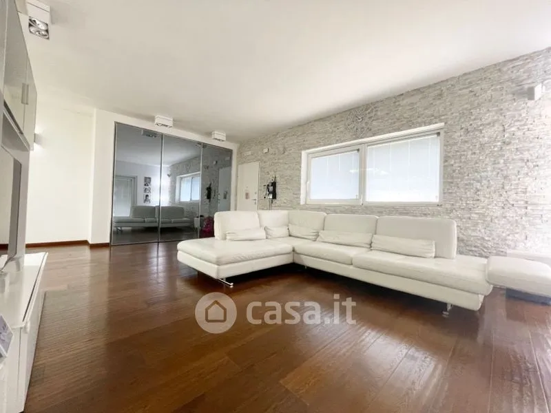 Living Room - Elegant Villa with Garden in Trani