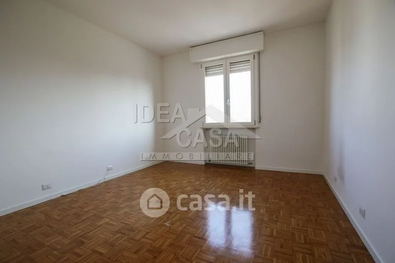 Toad - Spacious Apartment with Balcony in Mirandola