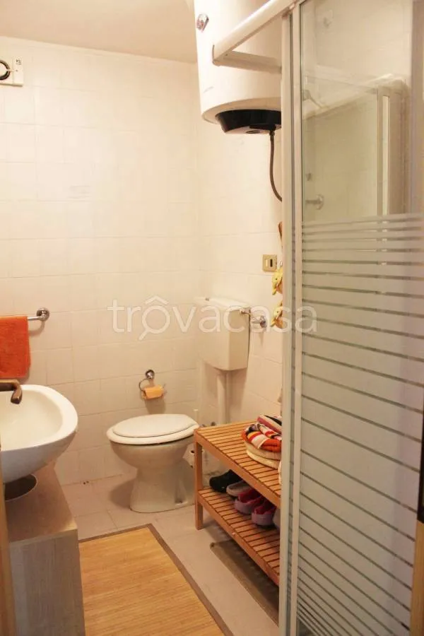 Bagni - Bright Apartment with Terrace in Bagnolo Piemonte