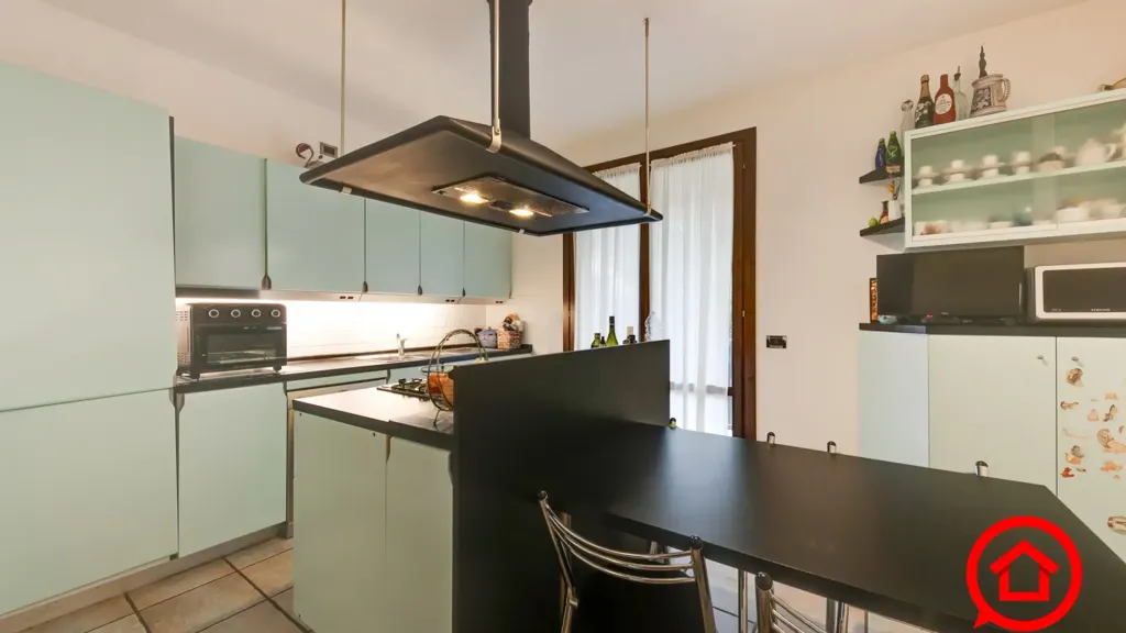 Cuisine - Terraced Villa with Balcony in Cesena