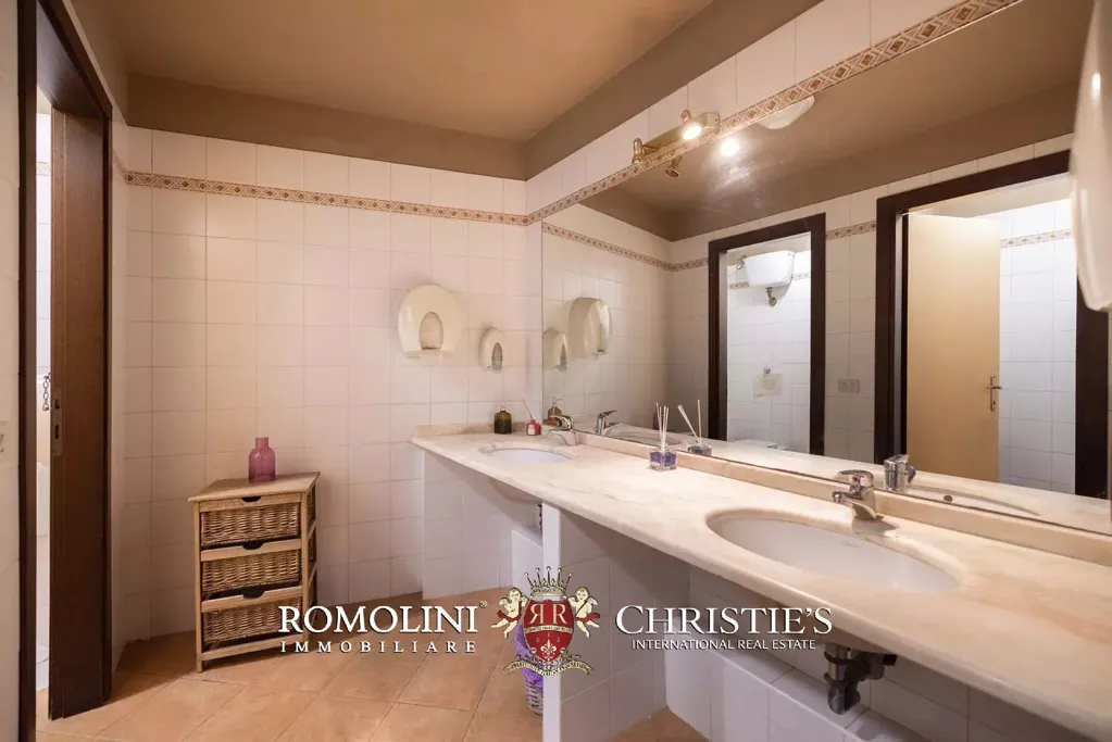 Vannitoad - Historic Estate with Castle in Umbria