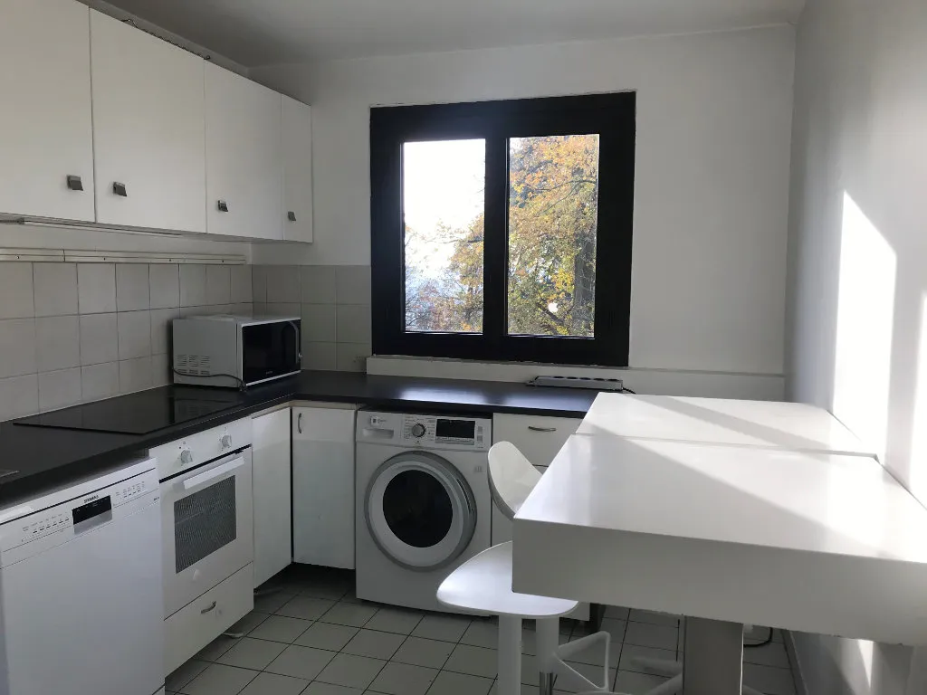 Cucina - 4-Piece Flat with Parking in Versailles