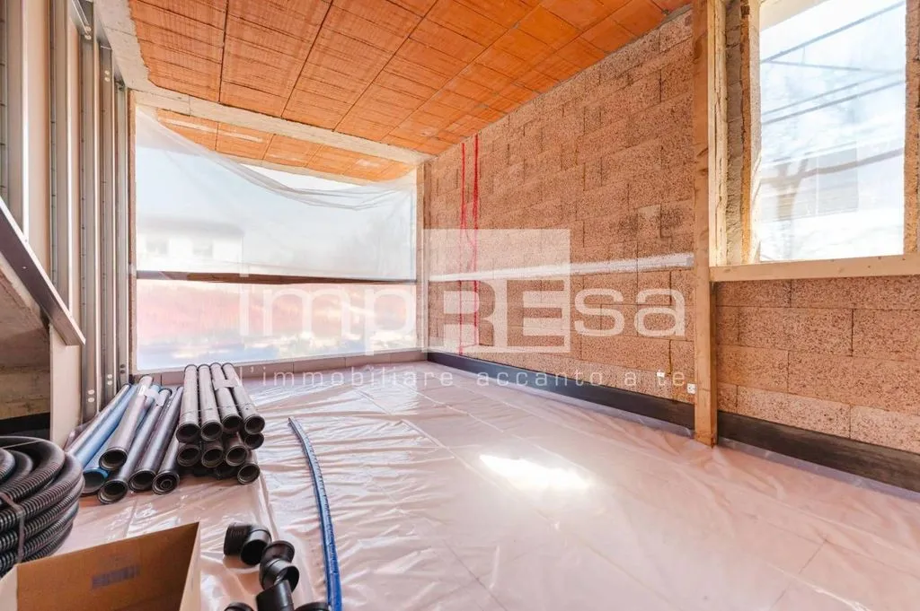 Toad - New Luxury Villa with Private Garden in Silea