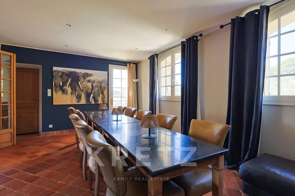 Salle à manger - Bastide Méditerranéenne avec Vue à 360° à La Cadière d'Azur