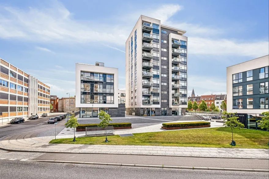 Välivaade - Office Space with Large Windows in Horsens Centre