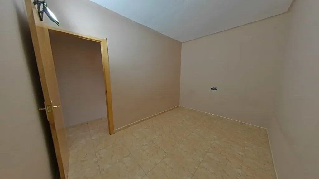 3 magamistoaga korter asukohas Terrassa
