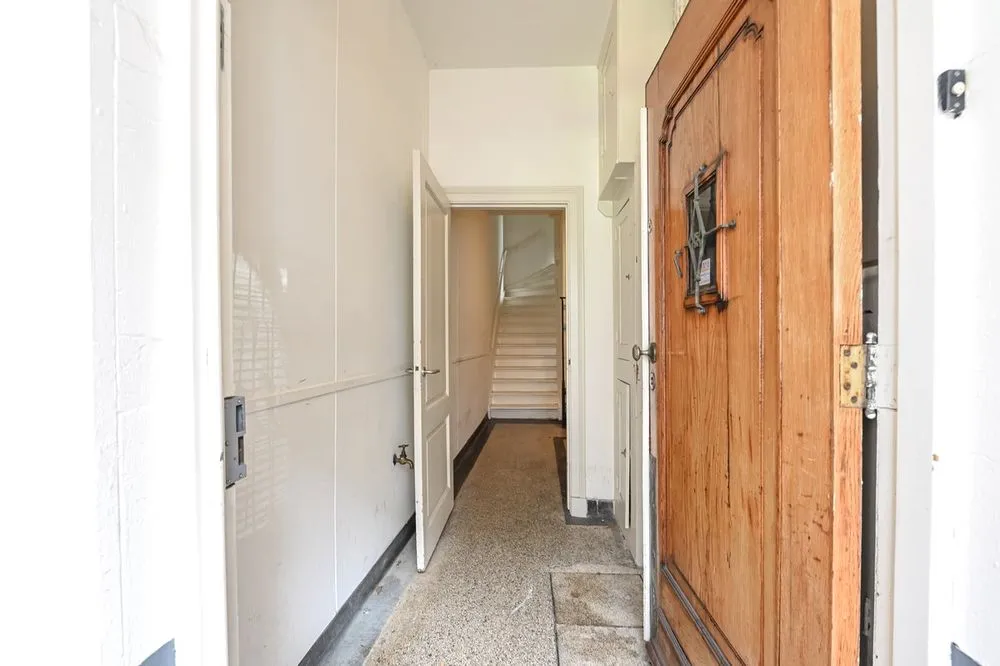 Entrée - Classic Penthouse with Balcony in Den Haag