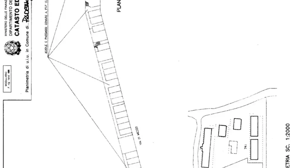 Plan - Trilocale with Private Garden in Padenghe Sul Garda