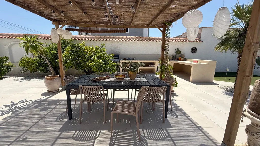 Terrasse - Nordic-Style Villa with Pool in Costa Blanca