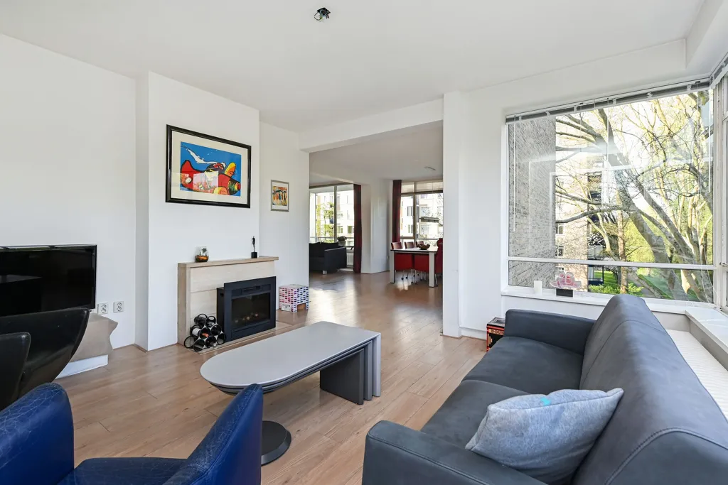 Elutuba - Corner Flat with Erker in Den Haag