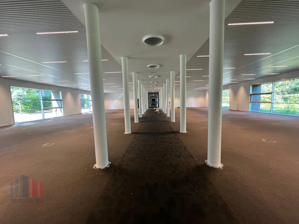 Toad - Office Space with Private Terrace in Gentbrugge