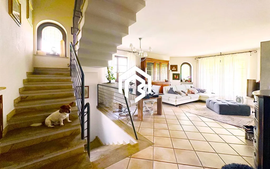Toad - Villa with Private Garden in Vignolo