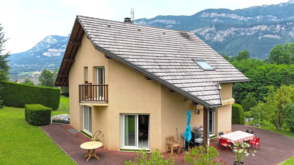 Välivaade - Quiet House with Mountain View in Sonnaz