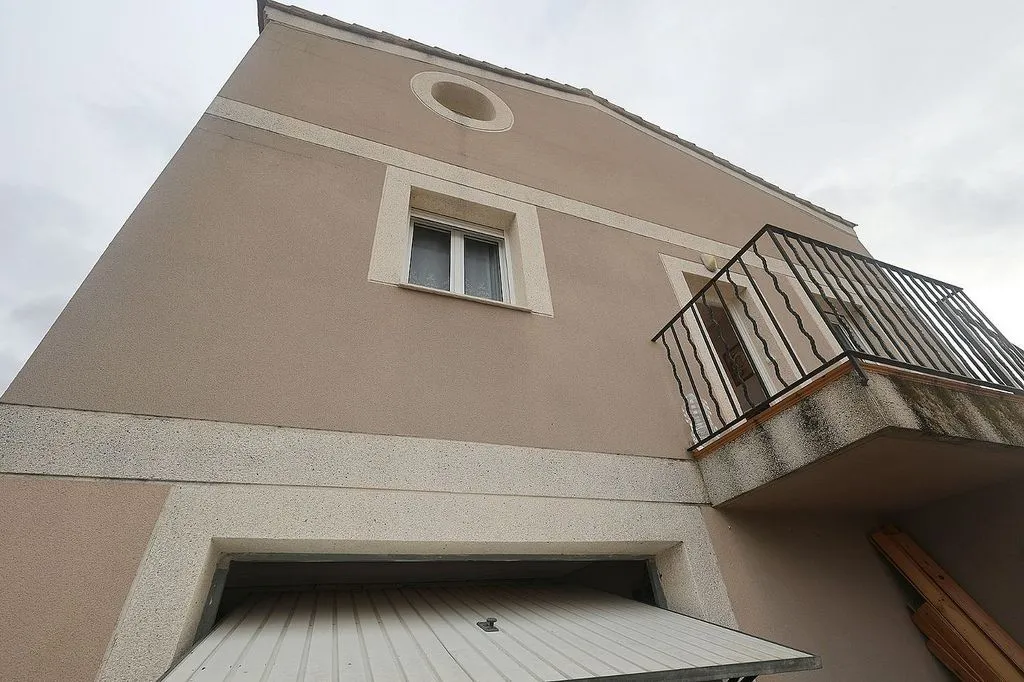 Extérieur - Chalet with Balcony View in Montroy