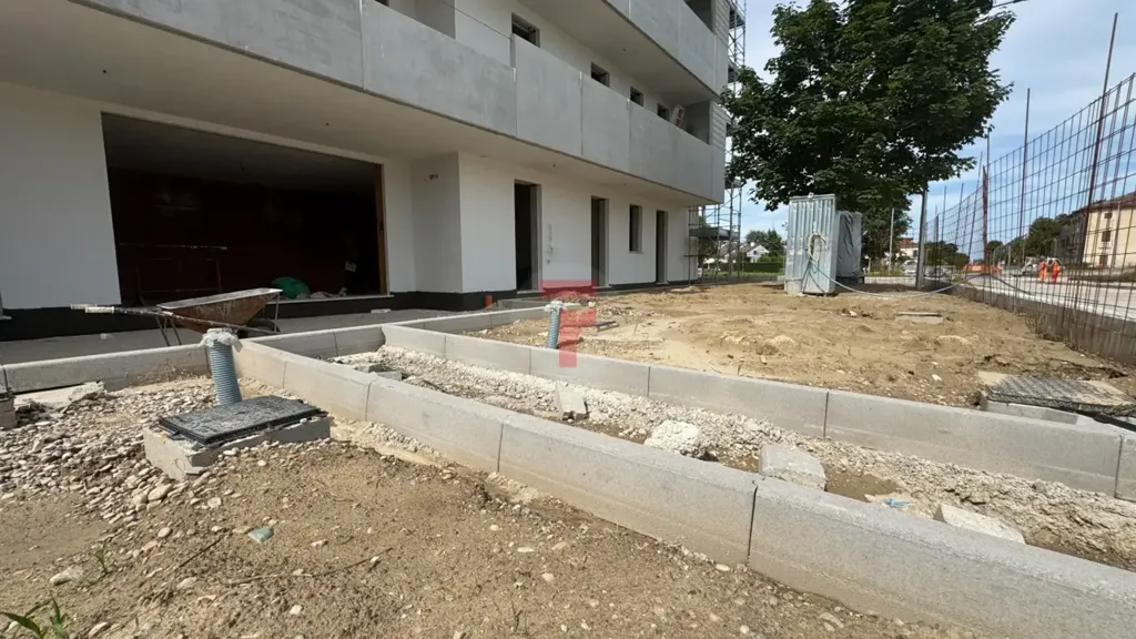 Exterior - New Construction Apartment with Private Garden in Stra