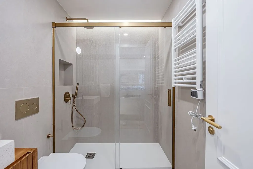 Vannitoad - Apartment with Terrace and Balcony in Malasaña