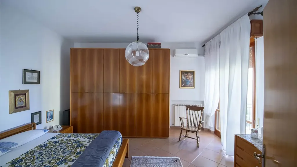 Magamistoad - Bifamiliar Villa with Terrace in Senigallia