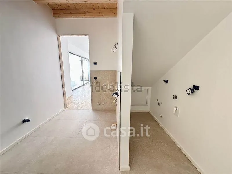 Hallway - Modern Two-Bedroom Flat with Terrace in Dueville Centre