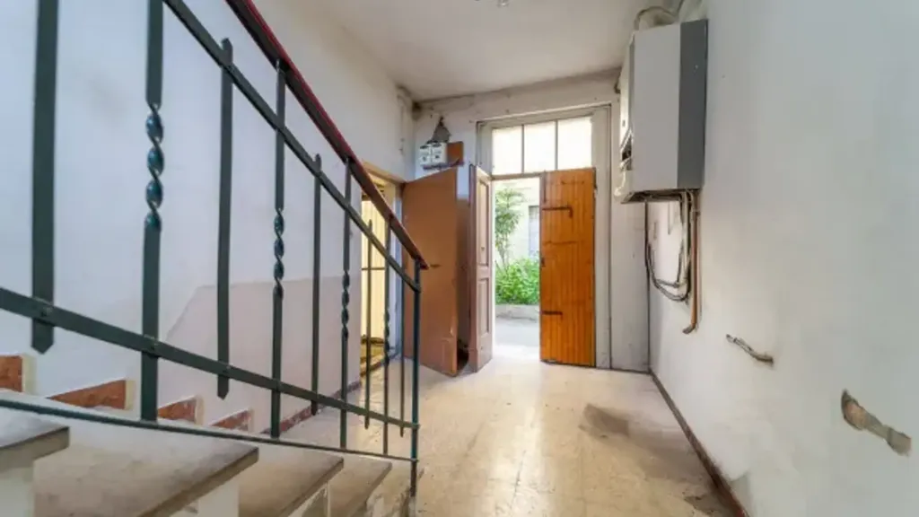 Pièces - Terraced House with Potential for B&B in Parma