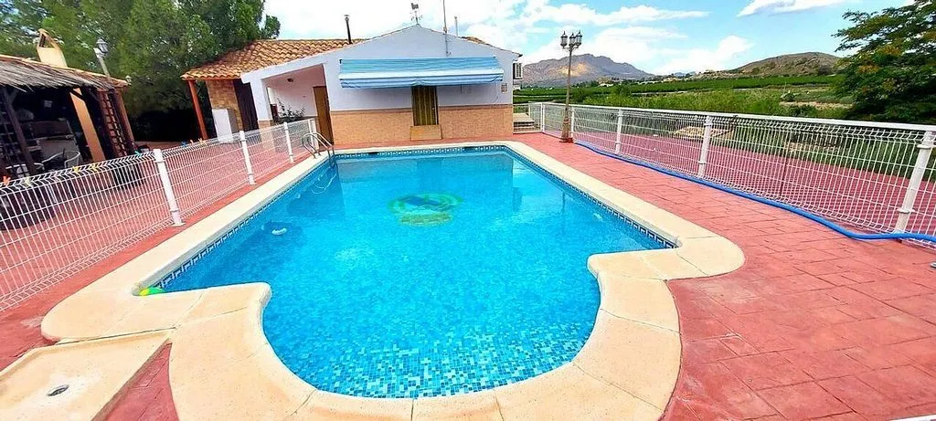 pool_area