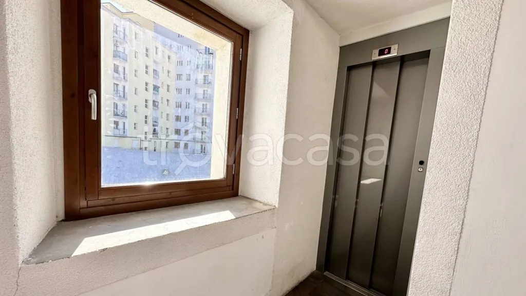 Entrée - Quadruplex with Rooftop Terrace in Trieste