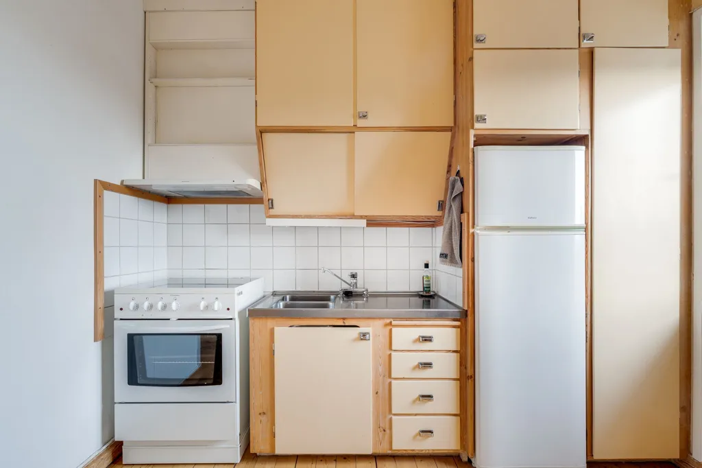 Köök - Apartment with Balcony in Östergötland