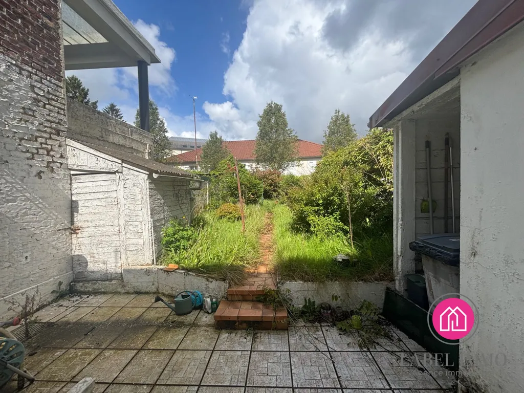 Aed - Terraced House with Garden in Anzin