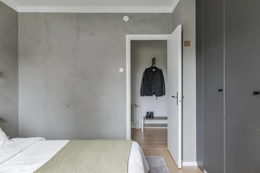 Chambres - Renovated Apartment with Large Balcony in Central Location