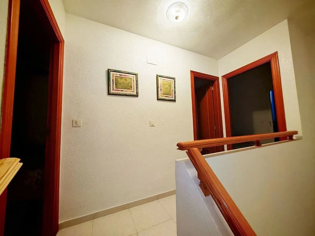Esik - Semi-detached House with Pool in El Perelló
