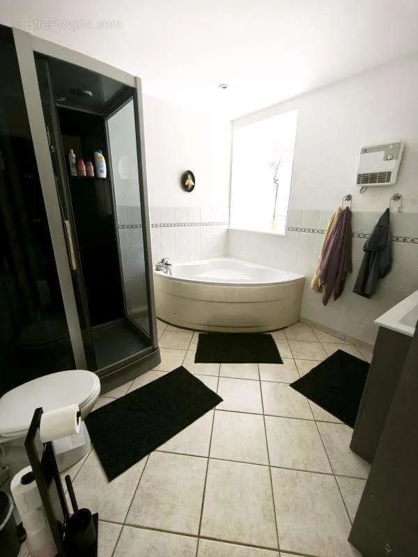 Maison 9 pièces à Plestan