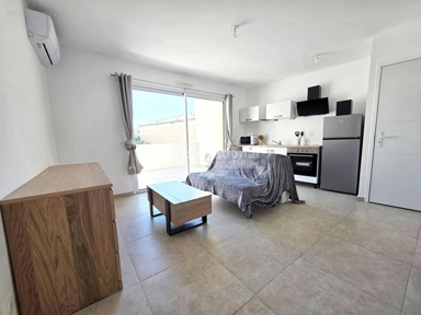 Séjour - Studio avec Terrasse au Centre-ville d'Istres