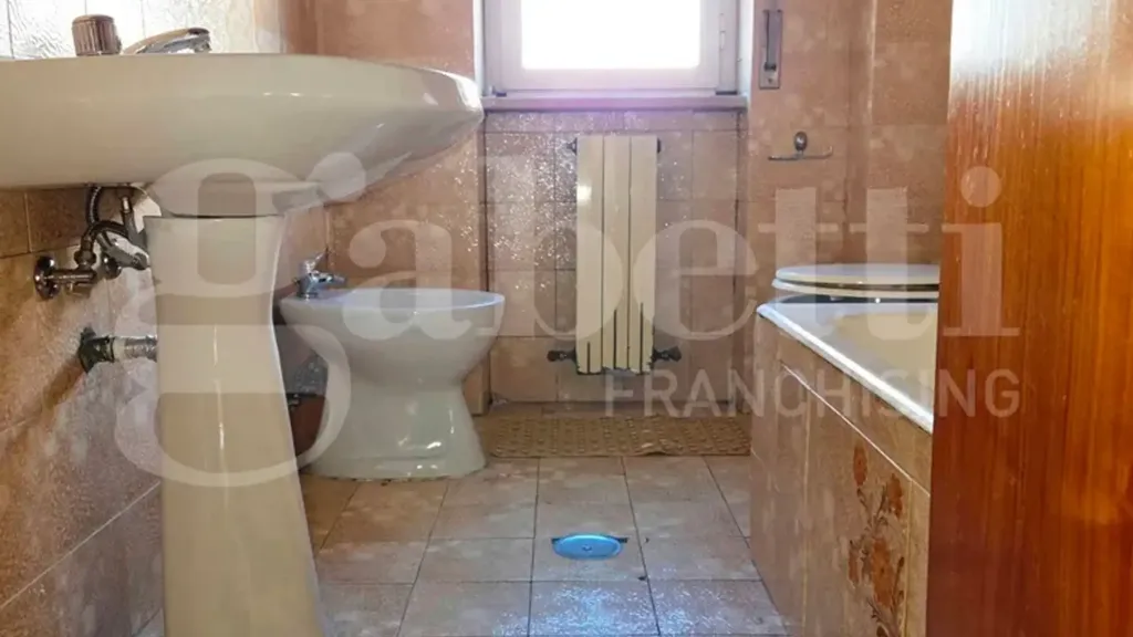 Vannitoad - Spacious Apartment with Balconies in Marano Marchesato