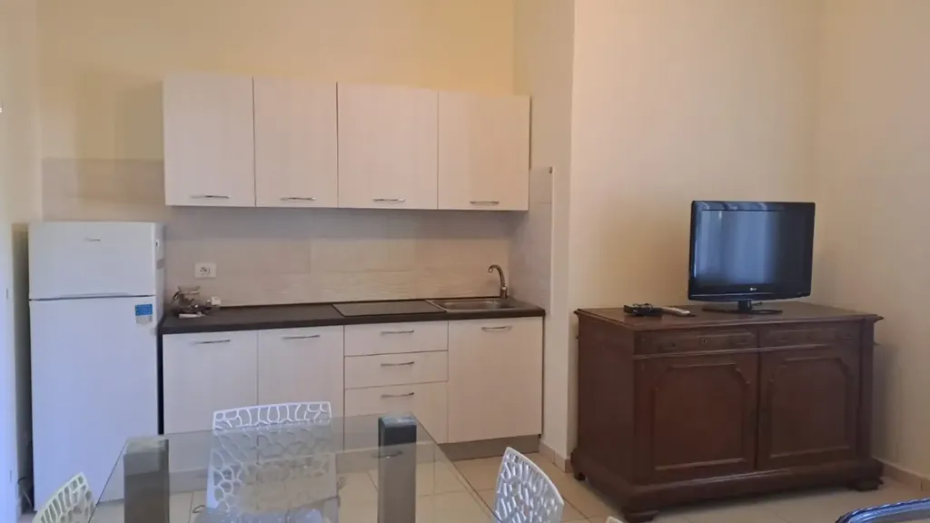 Kitchen - Rented Flat with Garden in Parma