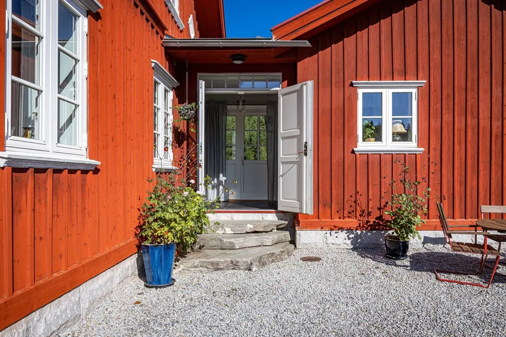 Välivaade - Charming Farmhouse with Stables in Västra Sund