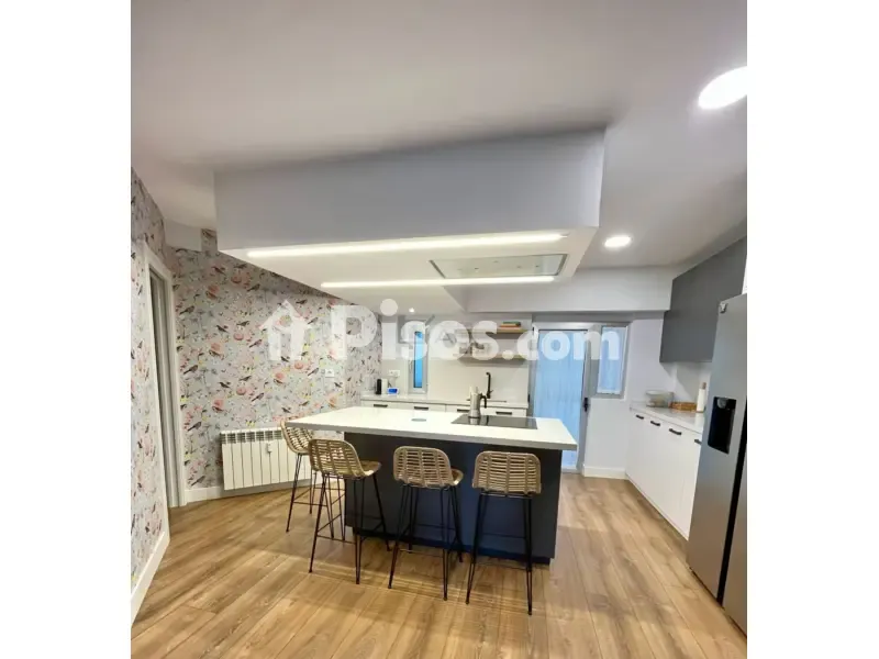 Kitchen - Modern Flat with Balcony in León