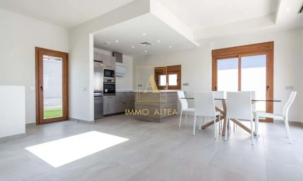 Salle à manger - New Villa with Private Pool in Los Altos