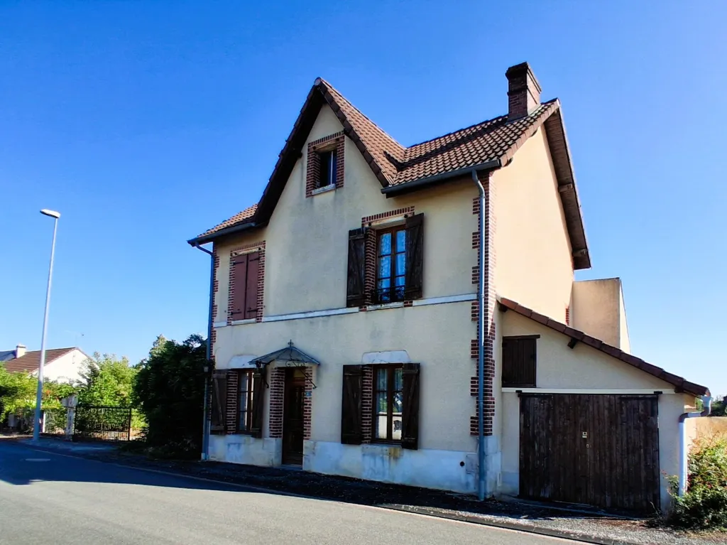 Extérieur - Maison de Caractère avec Jardin à La Bussière