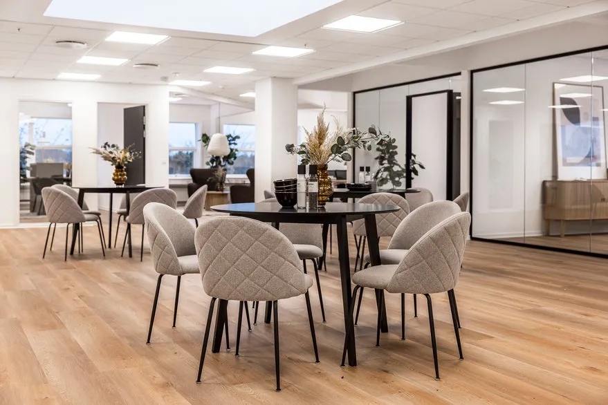 Dining Room - Office and Warehouse Space with Terrace in Birkerød