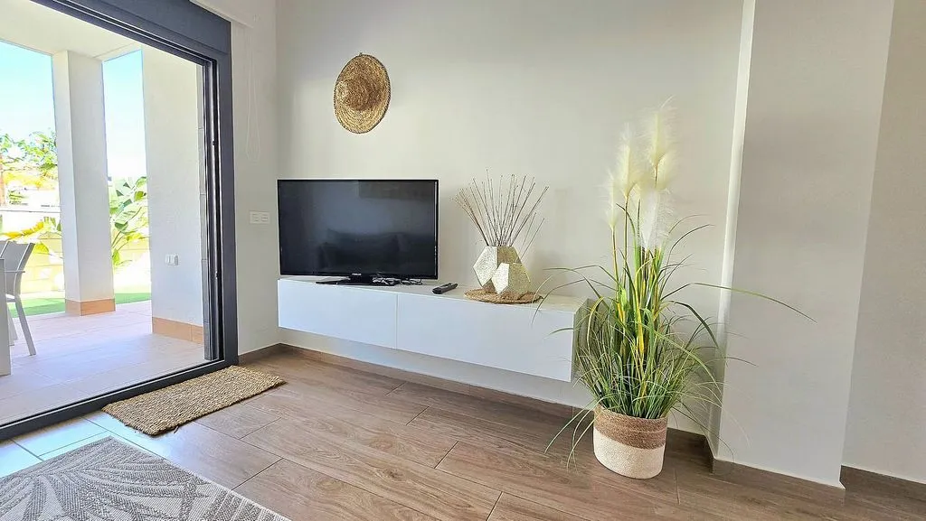 Soggiorno - Apartment with Private Garden in Finestrat