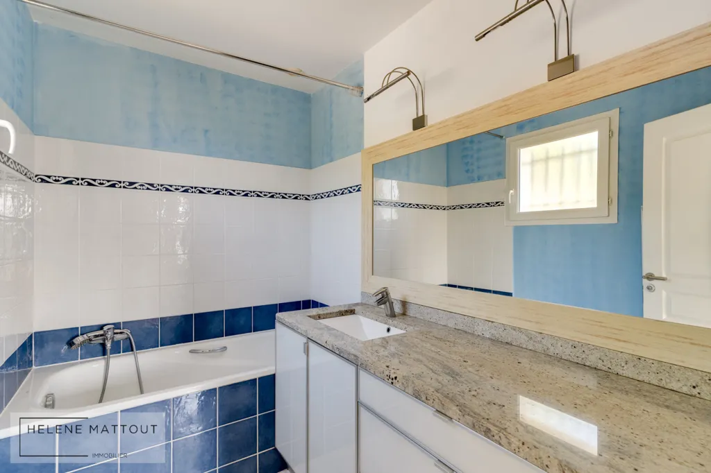 Maison 5 pièces à La valentine